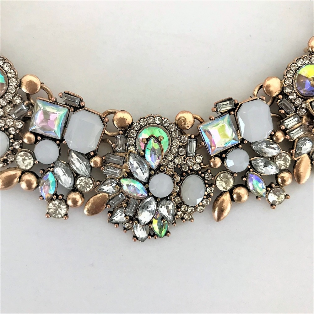 GN5 | Royal White Gems Choker Statement Necklace - Picture 3 of 7
